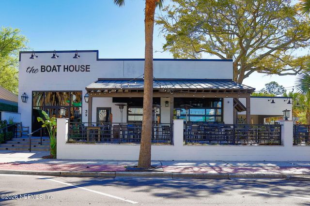 831 DIVISION Street, Fernandina Beach, FL 32034