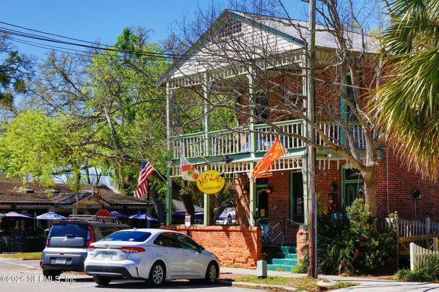 831 DIVISION Street, Fernandina Beach, FL 32034