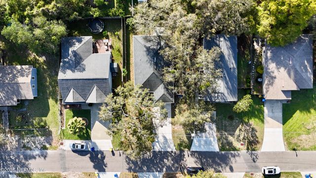 831 DIVISION Street, Fernandina Beach, FL 32034