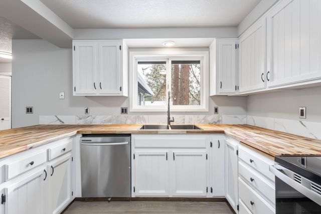 60903 Amethyst Street, Bend, OR 97702