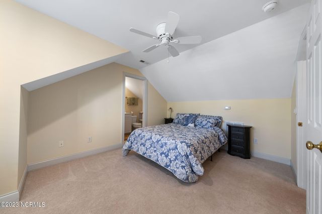 4103 Lark Bunting Court SE, Southport, NC 28461