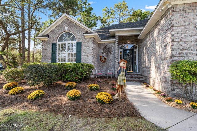 4103 Lark Bunting Court SE, Southport, NC 28461