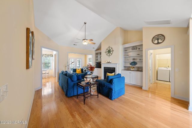 4103 Lark Bunting Court SE, Southport, NC 28461