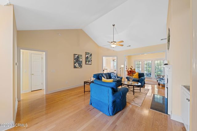 4103 Lark Bunting Court SE, Southport, NC 28461
