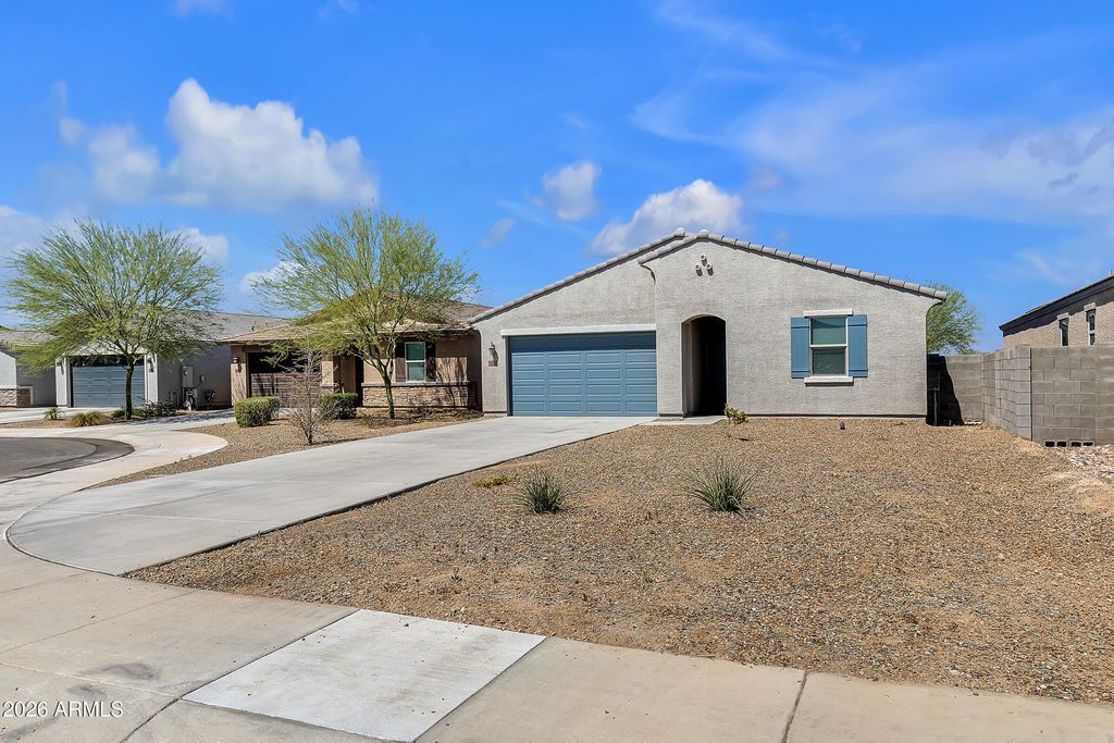 12660 W State Court, Glendale, AZ 85307