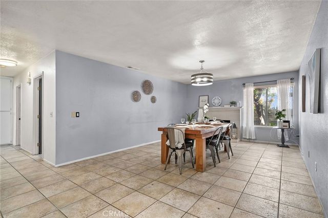 17231 Wabash Avenue, Fontana, CA 92336