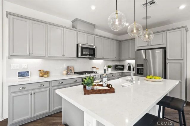 8 Concepcion Street, Rancho Mission Viejo, CA 92694