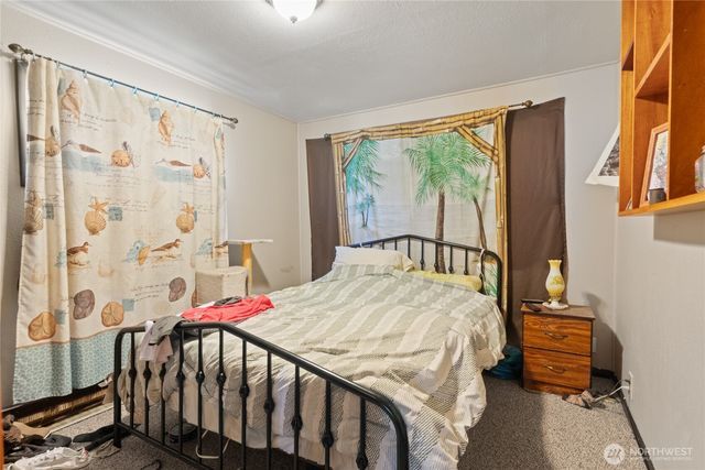 323 E Grand Coulee Avenue, Grand Coulee, WA 99133