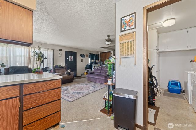 323 E Grand Coulee Avenue, Grand Coulee, WA 99133