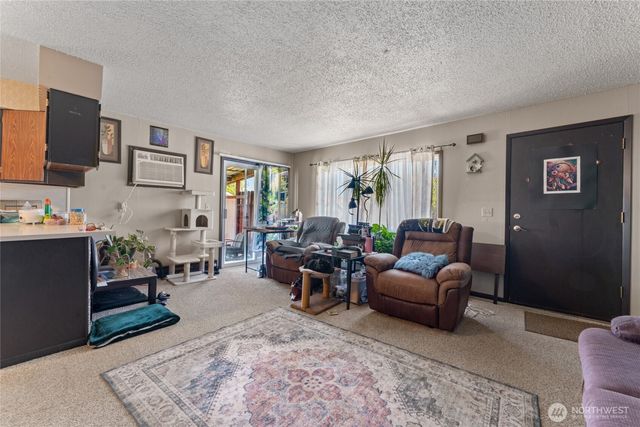 323 E Grand Coulee Avenue, Grand Coulee, WA 99133