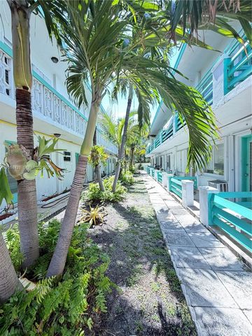 6490 Collins Avenue 14, Miami Beach, FL 33141