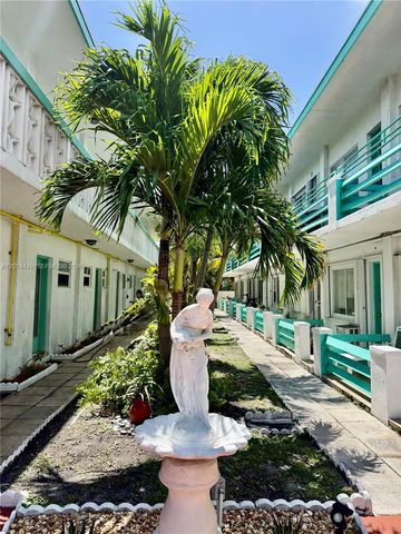6490 Collins Avenue 14, Miami Beach, FL 33141