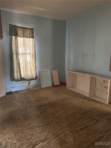 124 10th St NW, Fayette, AL 35555