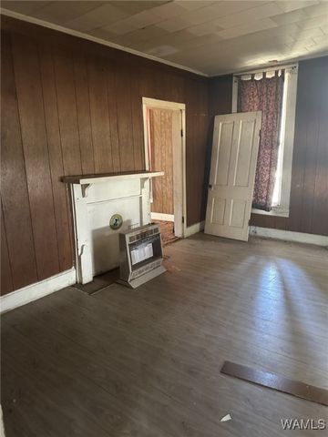 124 10th St NW, Fayette, AL 35555