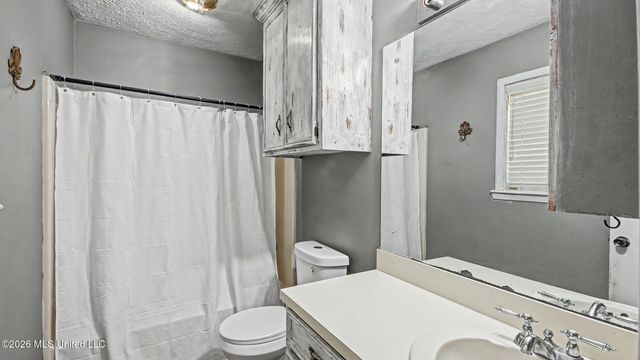 130 E Richland Circle, Richland, MS 39218