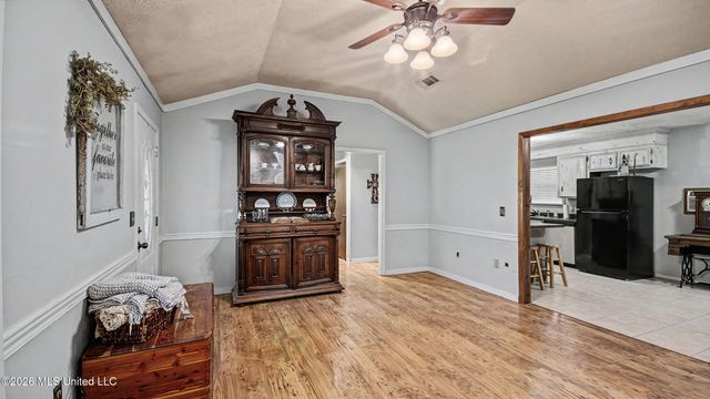 130 E Richland Circle, Richland, MS 39218