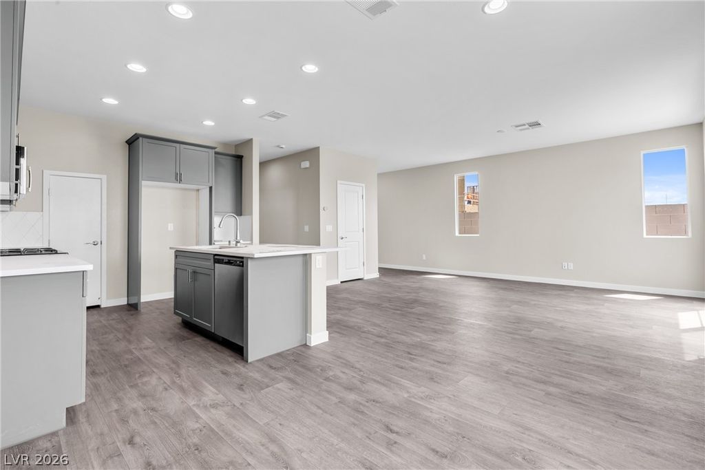 10513 Tranquil Cove Court, Las Vegas, NV 89179 — photo 3