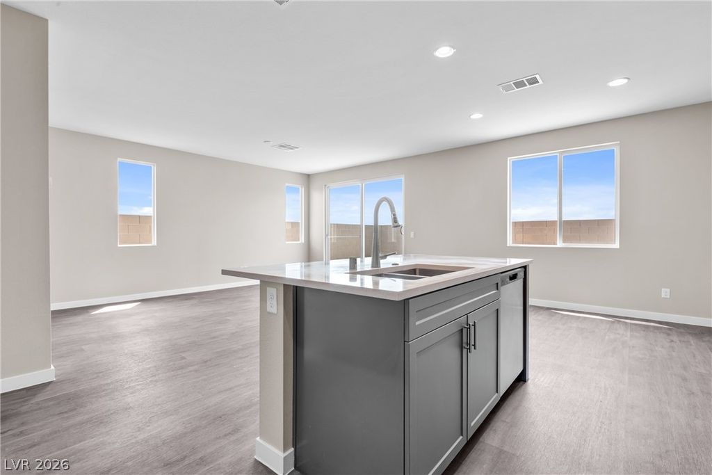 10513 Tranquil Cove Court, Las Vegas, NV 89179 — photo 5