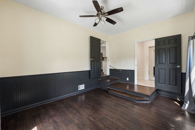 200 S Valley Rd, Hendersonville, TN 37075