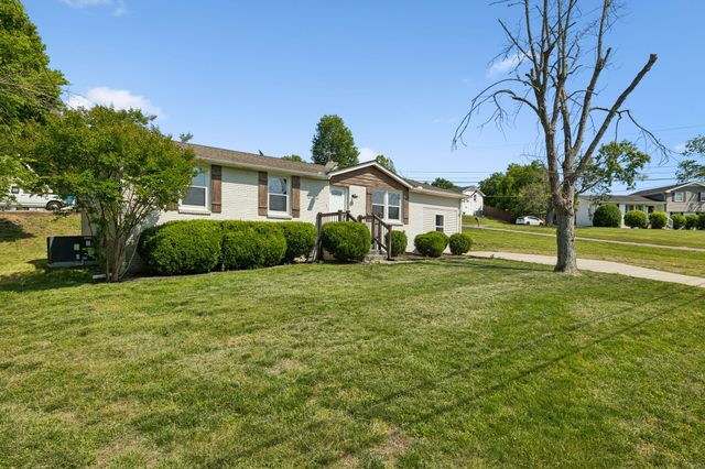 200 S Valley Rd, Hendersonville, TN 37075