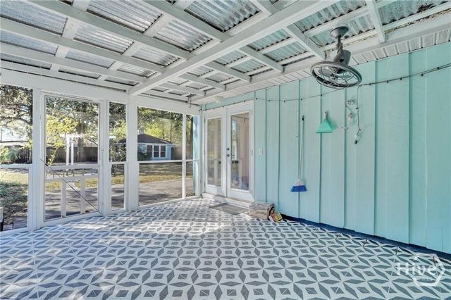 2337 Shirley Drive, Savannah, GA 31404