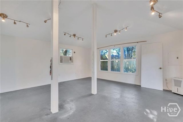 2337 Shirley Drive, Savannah, GA 31404