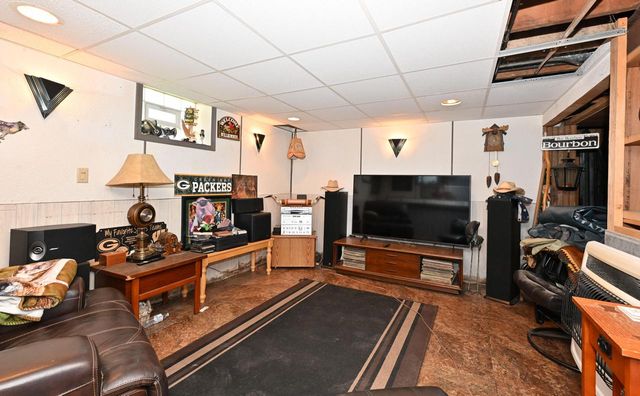 2040 Saint Clair STREET, Racine, WI 53402