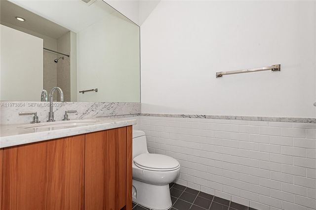 6101 Aqua Ave 702, Miami Beach, FL 33141