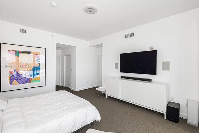 6101 Aqua Ave 702, Miami Beach, FL 33141