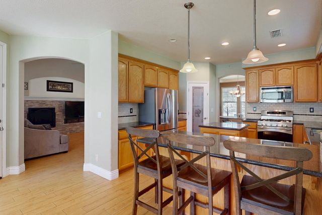 6245 Sandstone Ln, Browns Valley, CA 95918