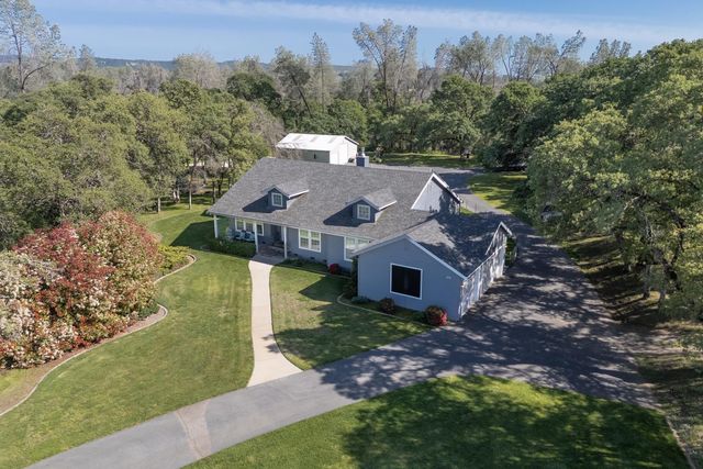 6245 Sandstone Ln, Browns Valley, CA 95918