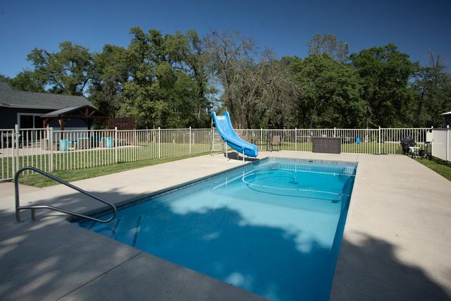 6245 Sandstone Ln, Browns Valley, CA 95918