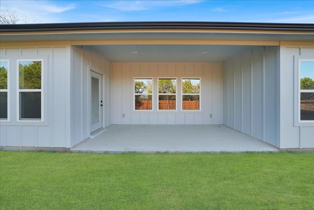 4609 Eagle Nest Court, Granbury, TX 76048