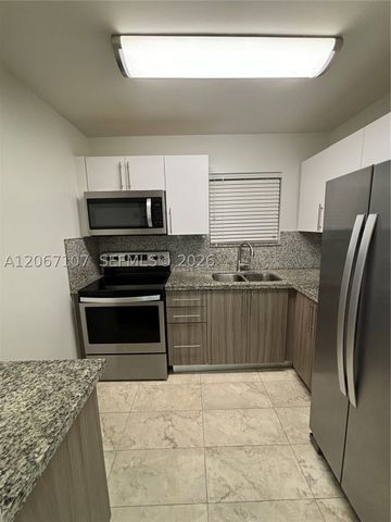 7470 Miami Lakes Dr B208, Miami Lakes, FL 33014