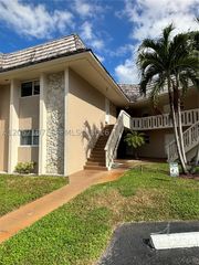 7470 Miami Lakes Dr B208, Miami Lakes, FL 33014