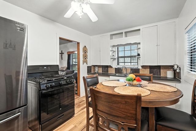 907 Bowie Street, Sweetwater, TX 79556