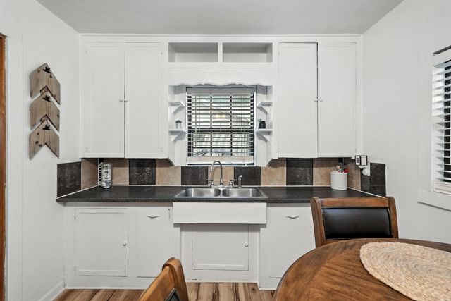 907 Bowie Street, Sweetwater, TX 79556