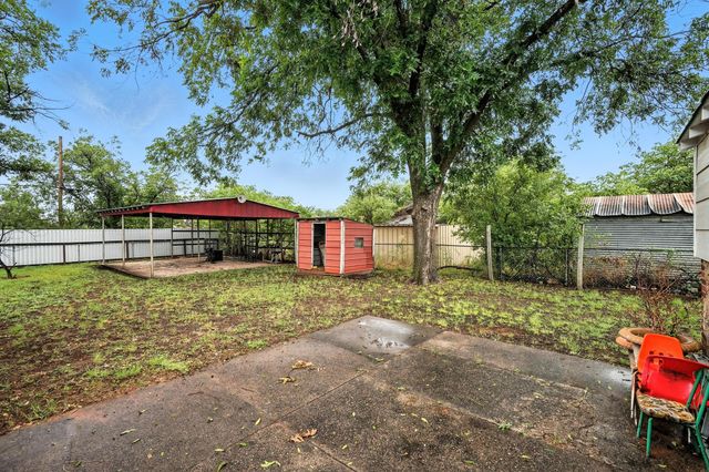 907 Bowie Street, Sweetwater, TX 79556