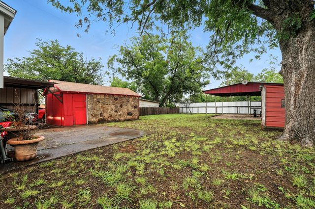 907 Bowie Street, Sweetwater, TX 79556