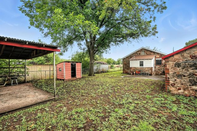 907 Bowie Street, Sweetwater, TX 79556