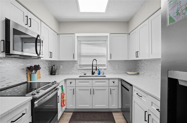 1030 ALICE DRIVE, Daytona Beach, FL 32117