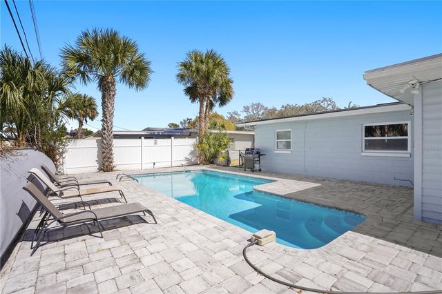 1030 ALICE DRIVE, Daytona Beach, FL 32117