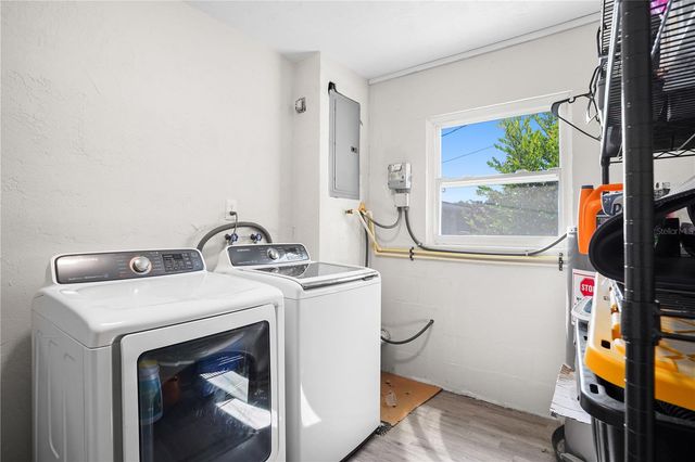 1030 ALICE DRIVE, Daytona Beach, FL 32117