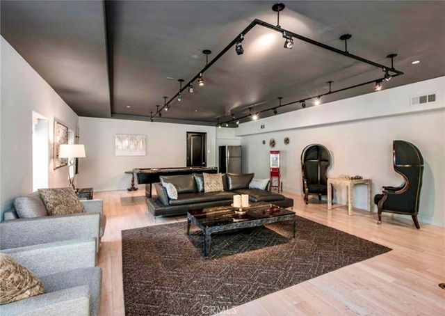 1441 Robmar Drive, Beverly Hills, CA 90210