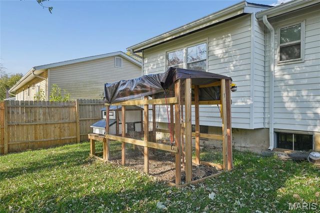 4136 Bridgehampton Drive, St Charles, MO 63304