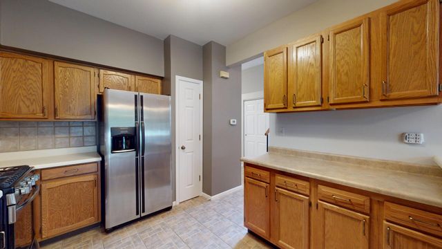 1237 Cranbrook Drive, Schaumburg, IL 60193