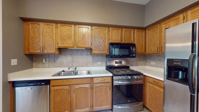 1237 Cranbrook Drive, Schaumburg, IL 60193