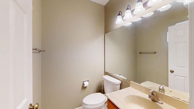 1237 Cranbrook Drive, Schaumburg, IL 60193