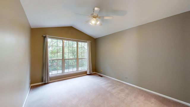 1237 Cranbrook Drive, Schaumburg, IL 60193
