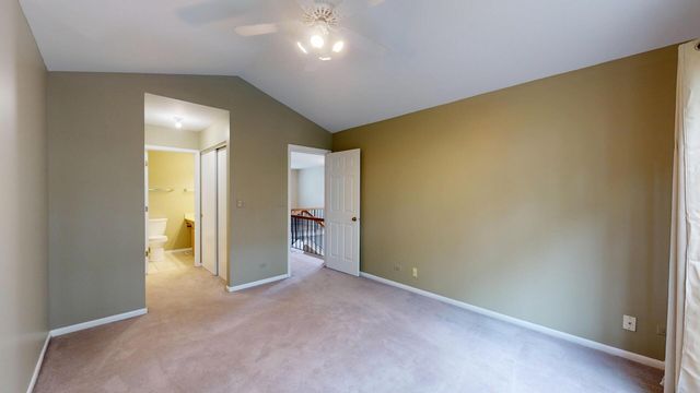 1237 Cranbrook Drive, Schaumburg, IL 60193